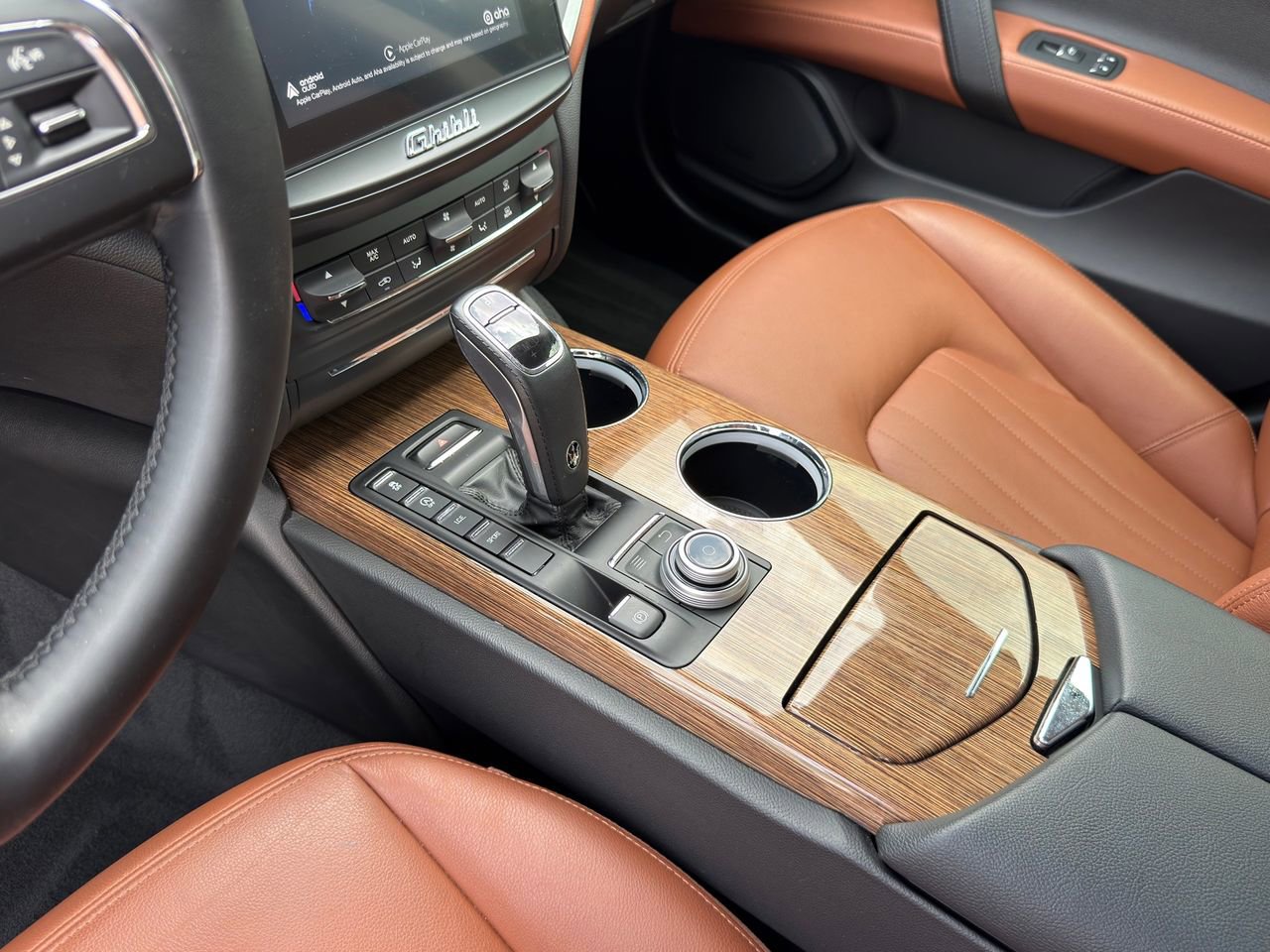 Used 2019 Maserati Ghibli S image 14