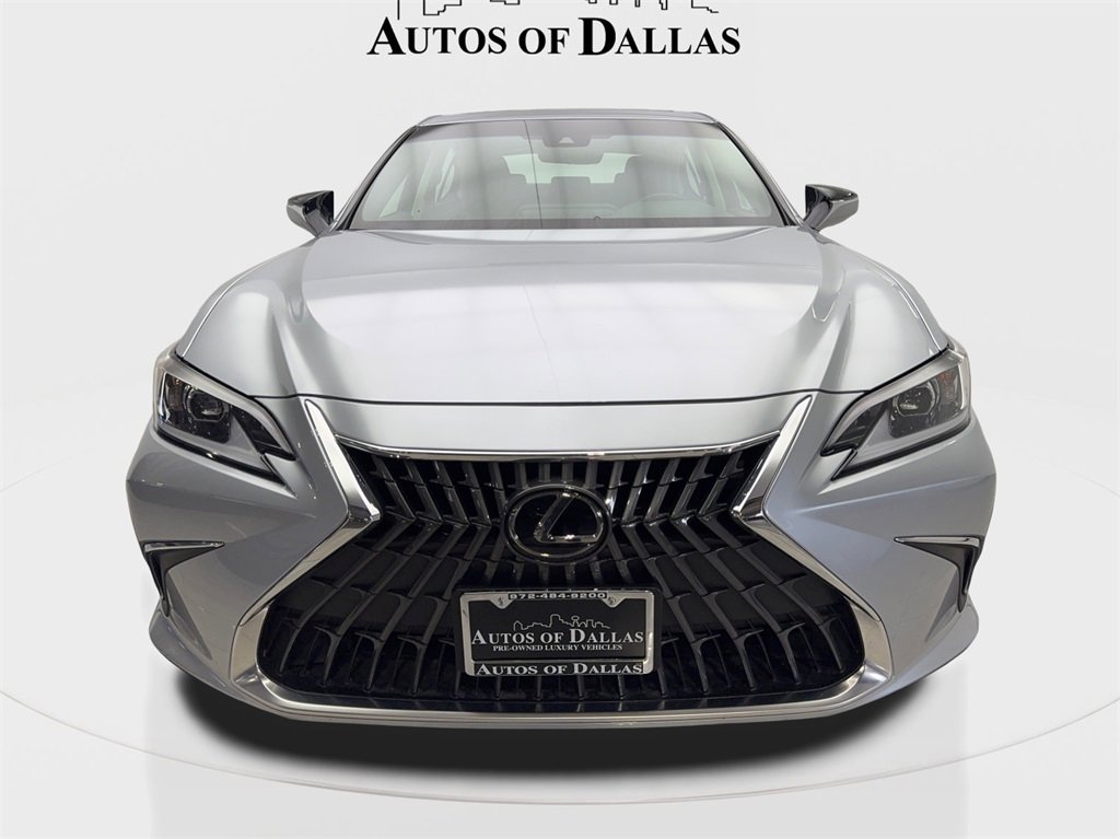 Used 2024 Lexus ES 350 image 3