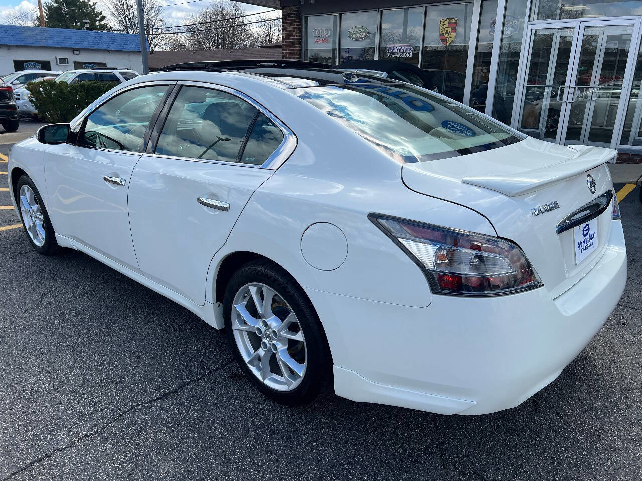 Used 2013 Nissan Maxima 3.5 SV w/ Premium Pkg image 11