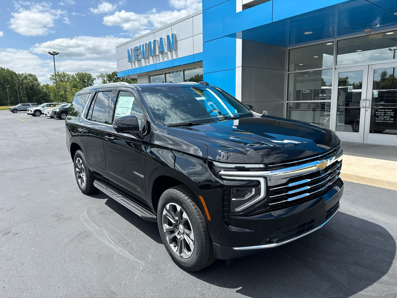 New 2026 Chevrolet Tahoe LT w/ Comfort Package AWD/4WD image 1