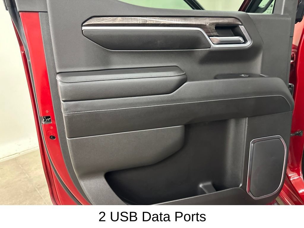 Used 2022 Chevrolet Silverado 1500 LTZ w/ LTZ Premium Package AWD/4WD image 31