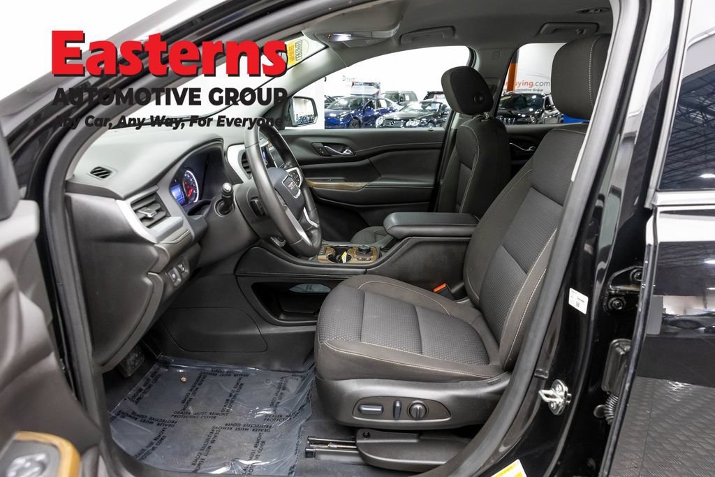 Used 2023 GMC Acadia SLE w/ Driver Convenience Package AWD/4WD image 14