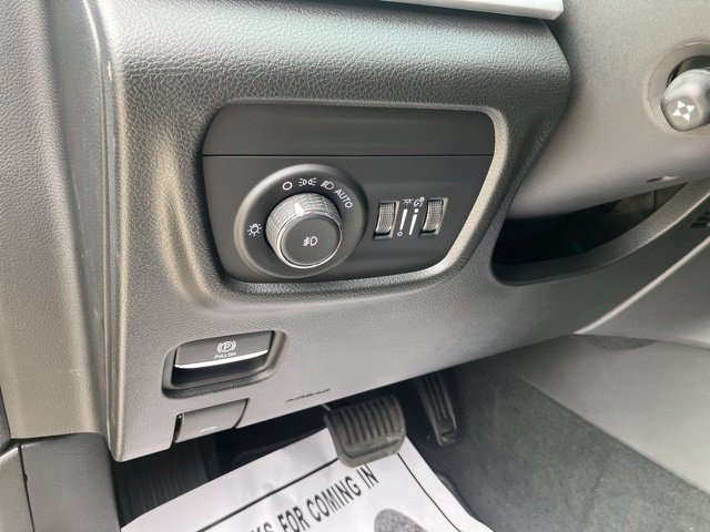 New 2026 Jeep Grand Cherokee Limited w/ Luxury Tech Group II AWD/4WD image 15
