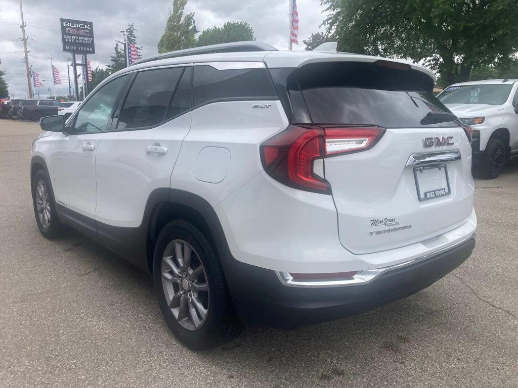 Certified 2023 GMC Terrain SLT w/ Infotainment Package II FWD image 7