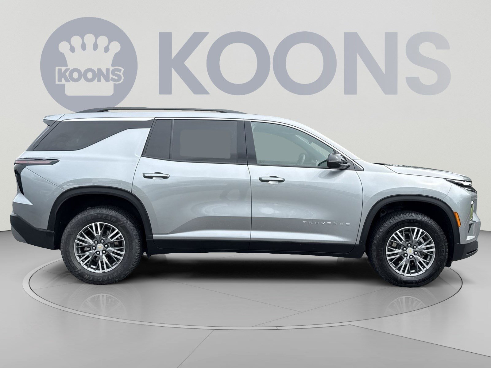 Used 2025 Chevrolet Traverse LT AWD/4WD image 8