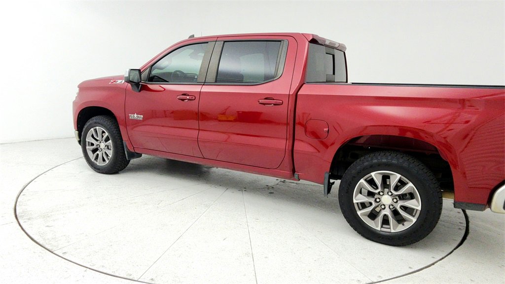 Used 2020 Chevrolet Silverado 1500 LT w/ Texas Edition image 4