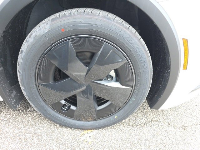 New 2026 Toyota Prius LE image 11