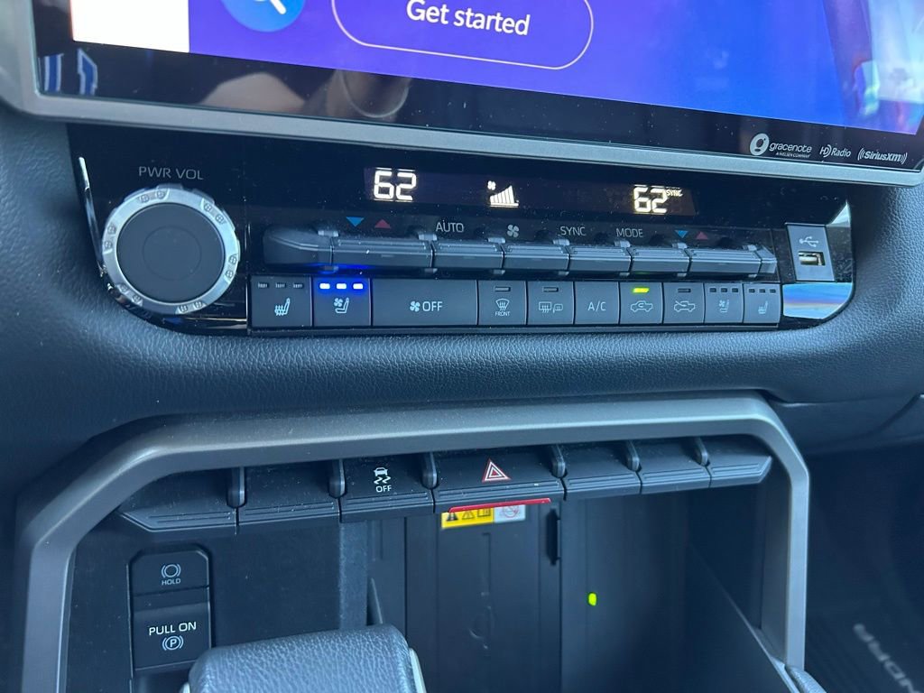 Used 2024 Toyota Tundra Limited image 27