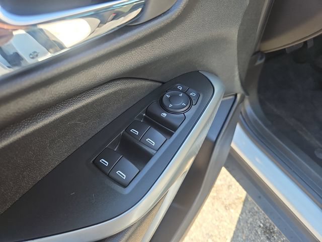 Used 2024 Chevrolet Trax LS w/ LS Convenience Package FWD image 12