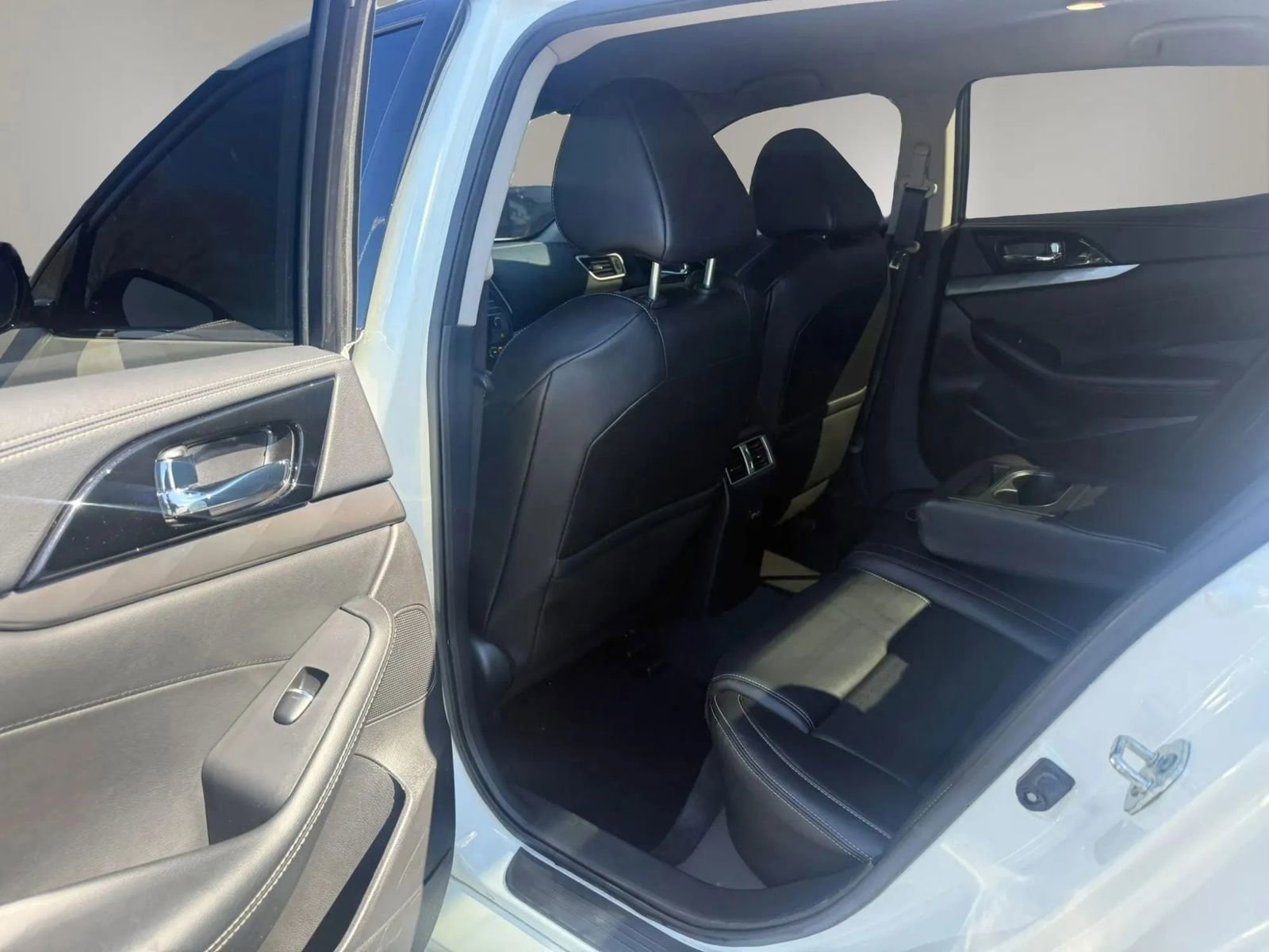 Used 2023 Nissan Maxima SV w/ Floor Mat Group image 30