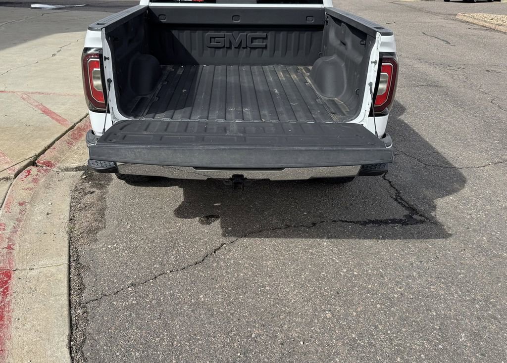 Used 2018 GMC Sierra 1500 SLT image 9