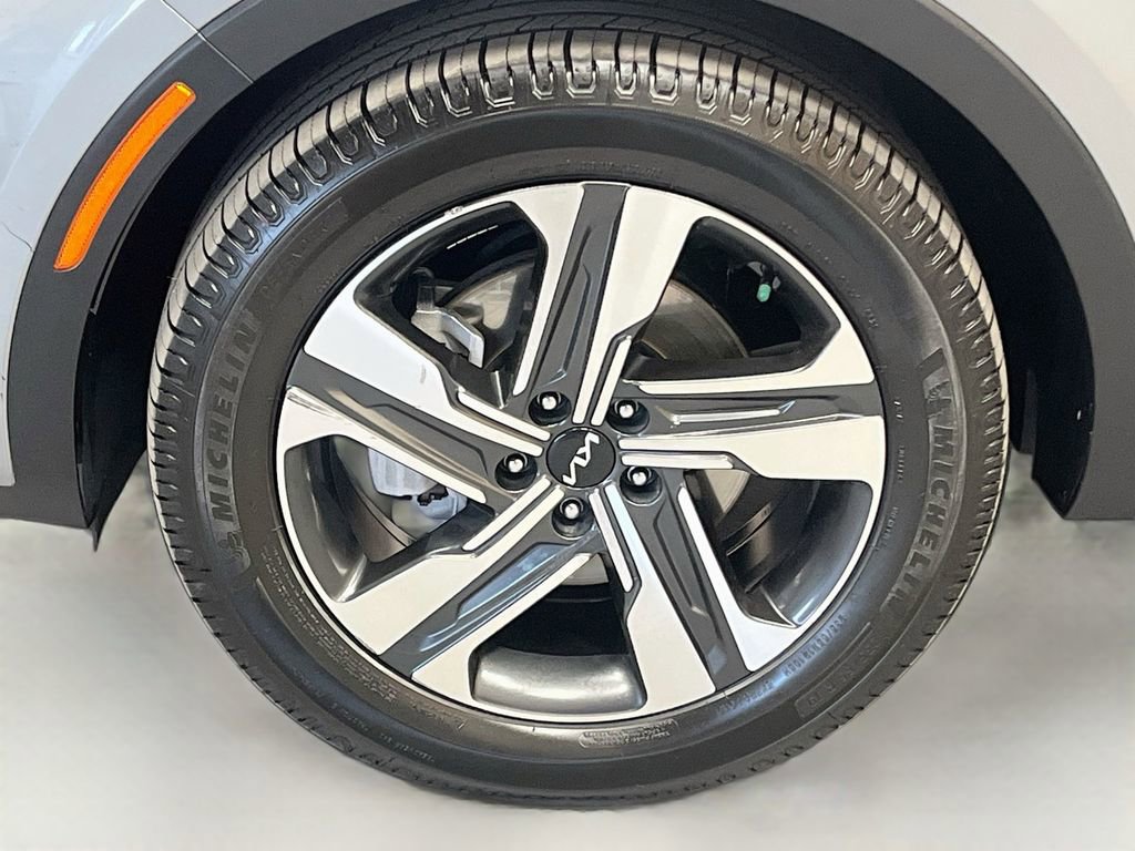 Used 2022 Kia Sorento SX Prestige w/ Panoramic Sunroof Package AWD/4WD image 34