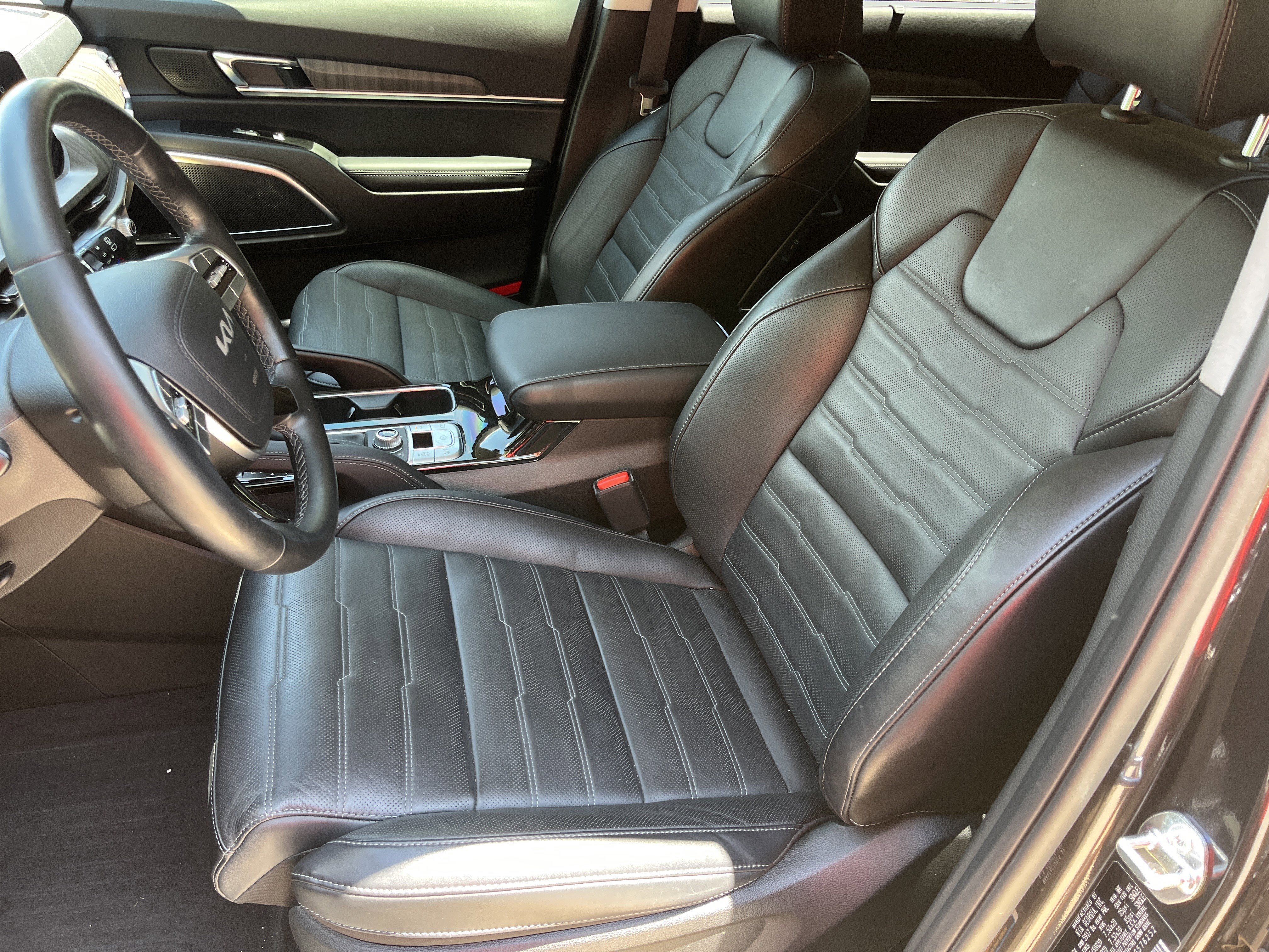 Used 2025 Kia Telluride SX Prestige AWD/4WD image 18
