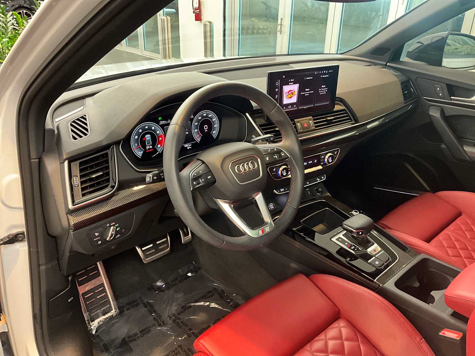 Used 2023 Audi SQ5 Premium Plus w/ Premium Plus Package AWD/4WD image 15