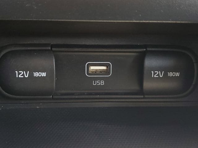 Used 2023 Kia Soul LX w/ LX Technology Package FWD image 29