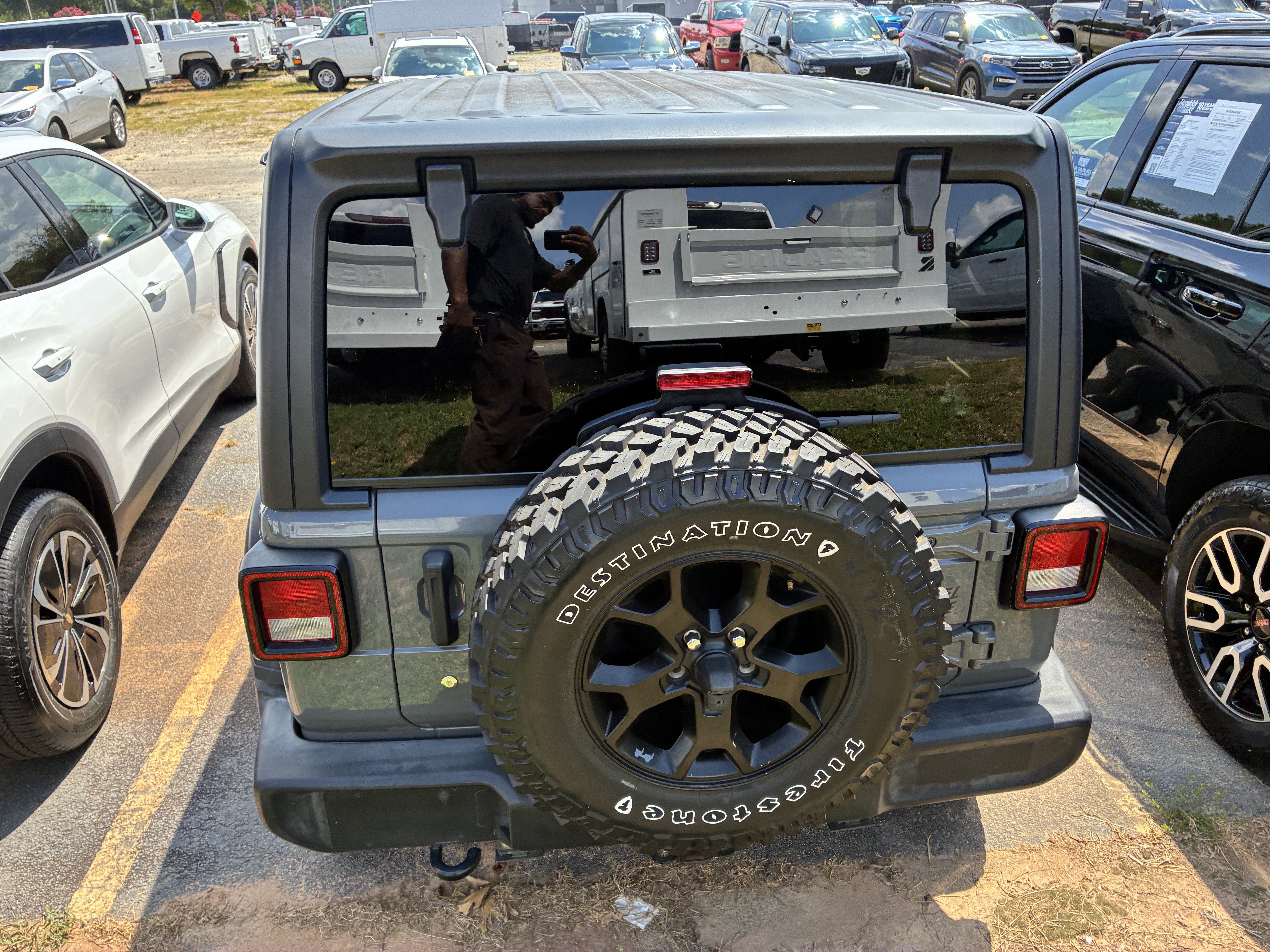 Used 2020 Jeep Wrangler Unlimited Sport AWD/4WD image 7
