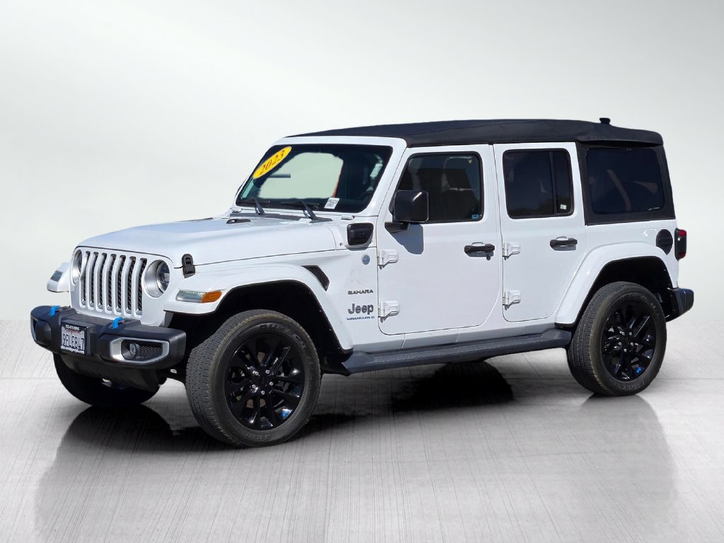 Used 2023 Jeep Wrangler Unlimited Sahara w/ Cold Weather Group AWD/4WD image 6