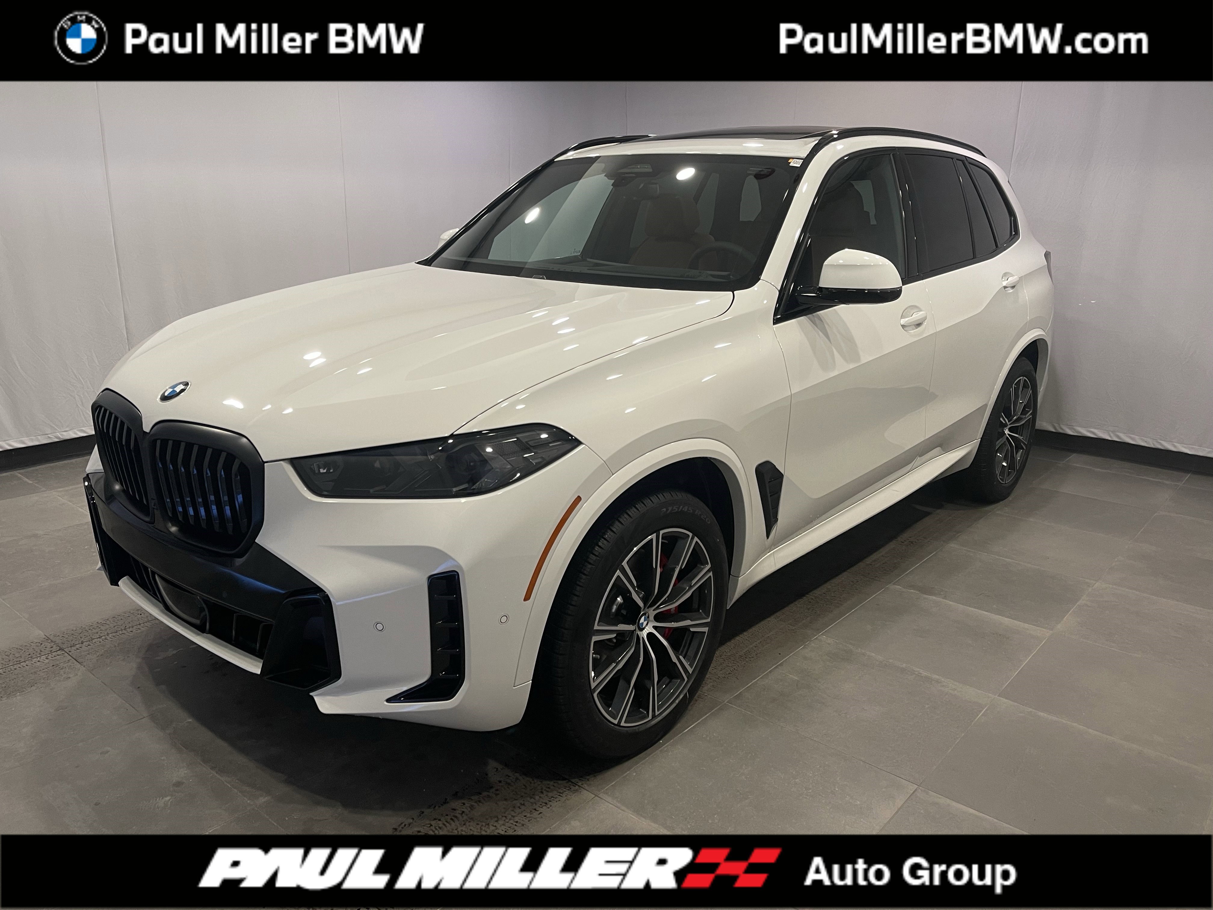 New 2026 BMW X5 xDrive40i w/ M Sport Package AWD/4WD image 1