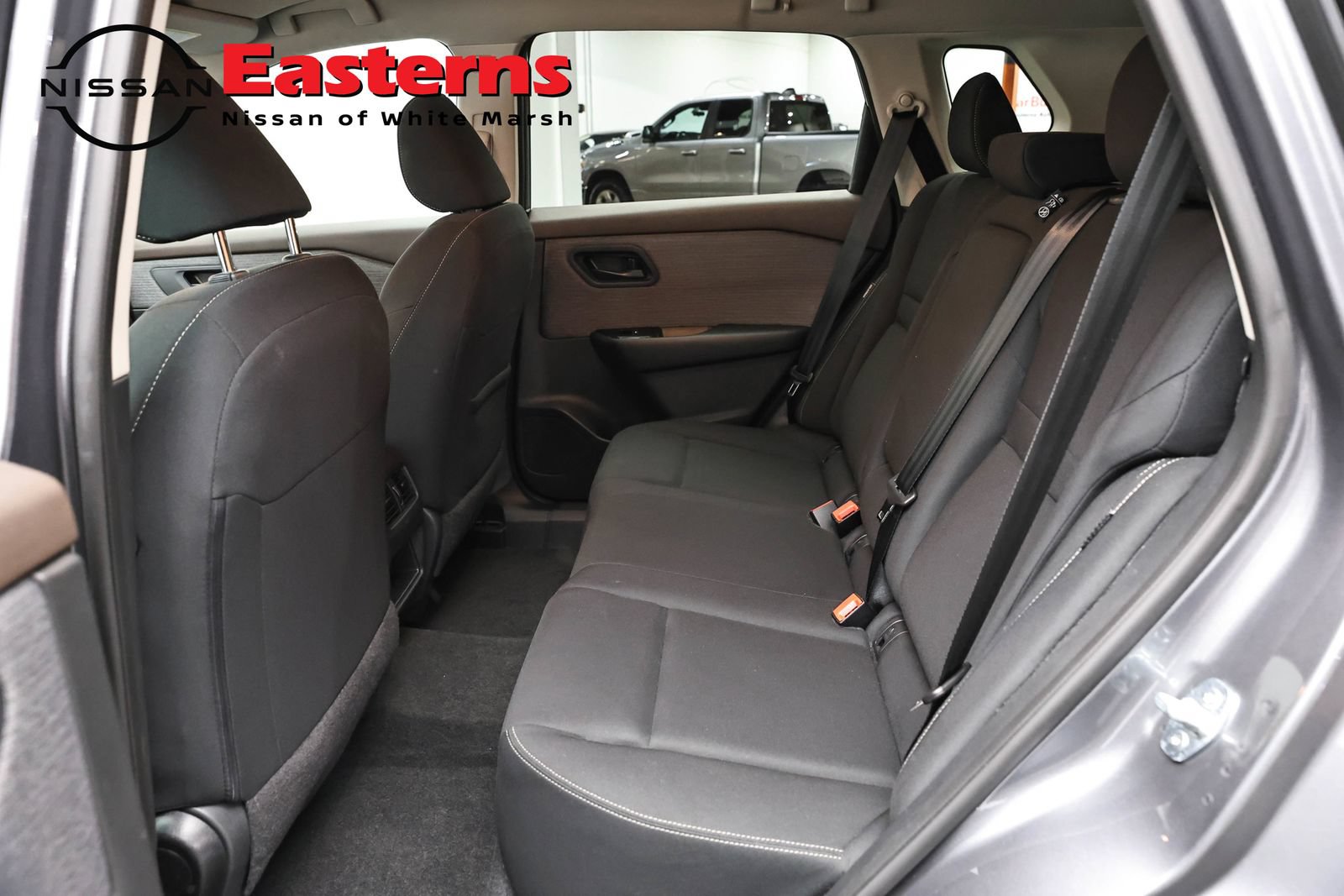 Used 2023 Nissan Rogue S AWD/4WD image 21