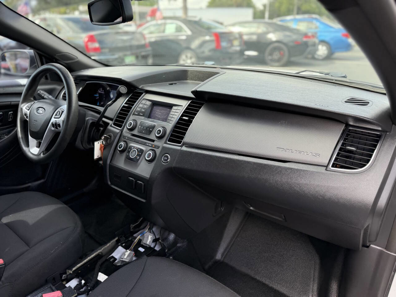 Used 2015 Ford Taurus Police Interceptor AWD image 34