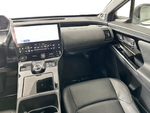 Used 2023 Toyota bZ4X AWD w/ Weather Package image 26