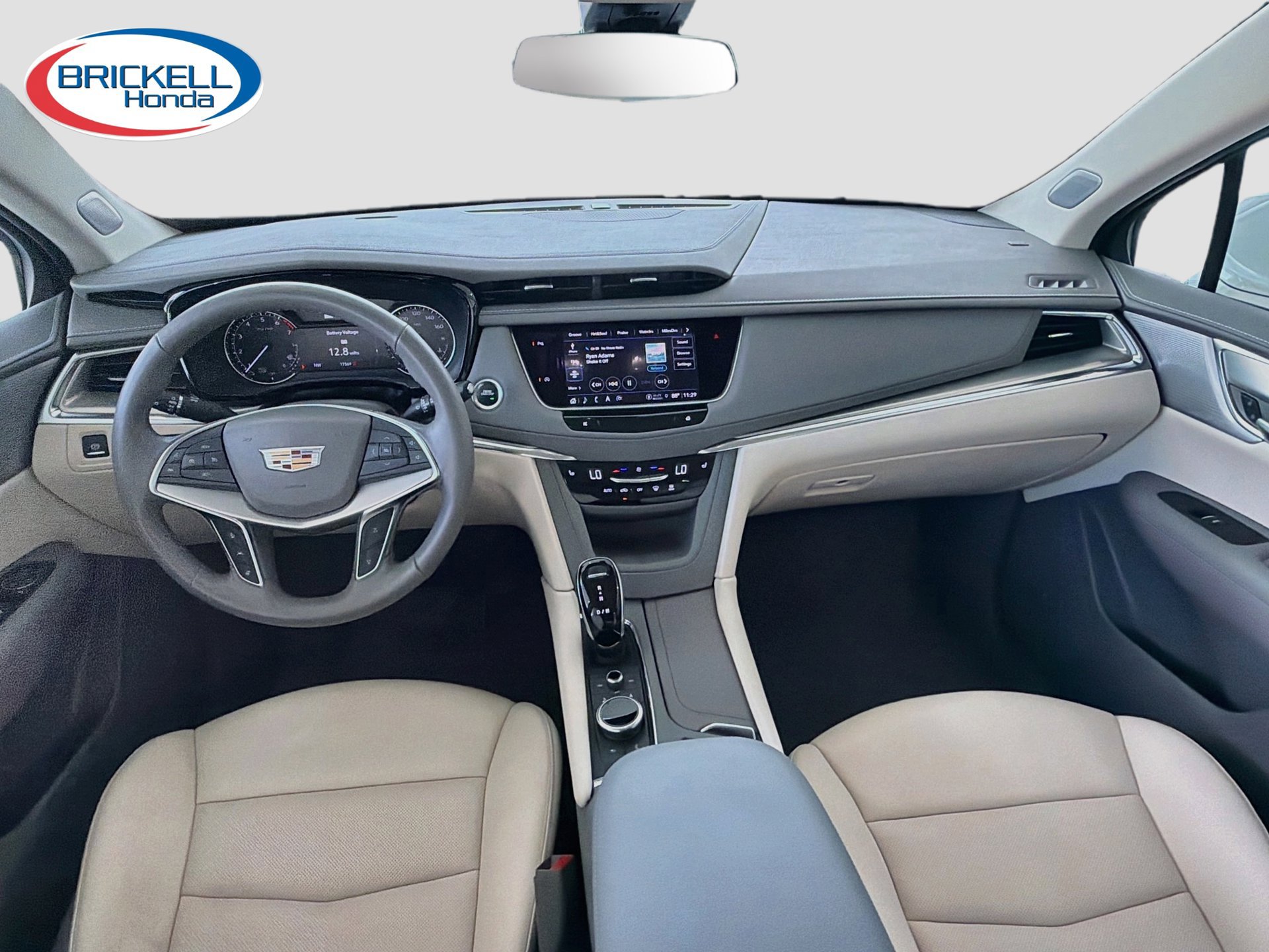 Used 2023 Cadillac XT5 Premium Luxury FWD image 17