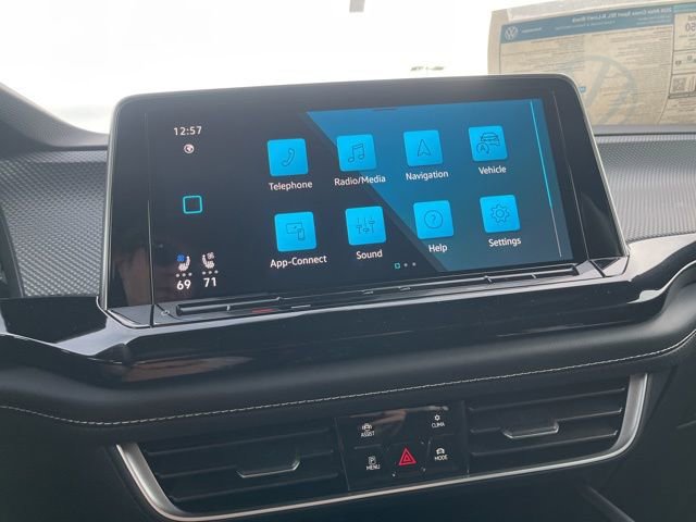 New 2026 Volkswagen Atlas Cross Sport SEL R-Line image 16