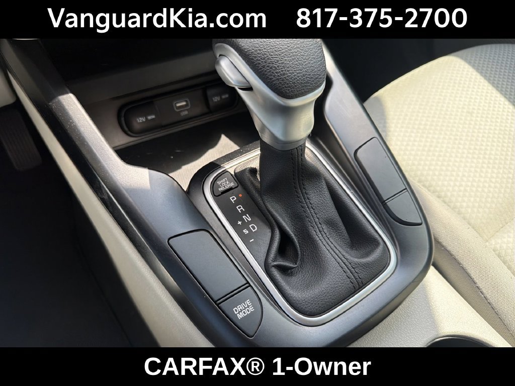 Certified 2025 Kia Soul LX FWD image 22