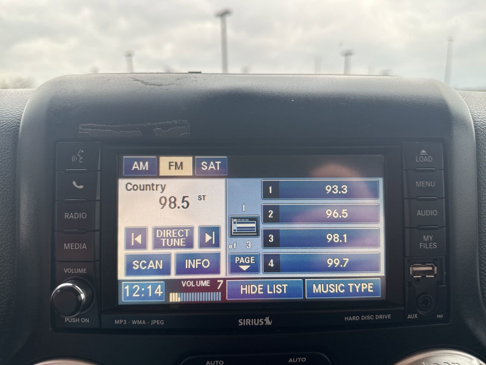 Used 2015 Jeep Wrangler Unlimited Sport image 17