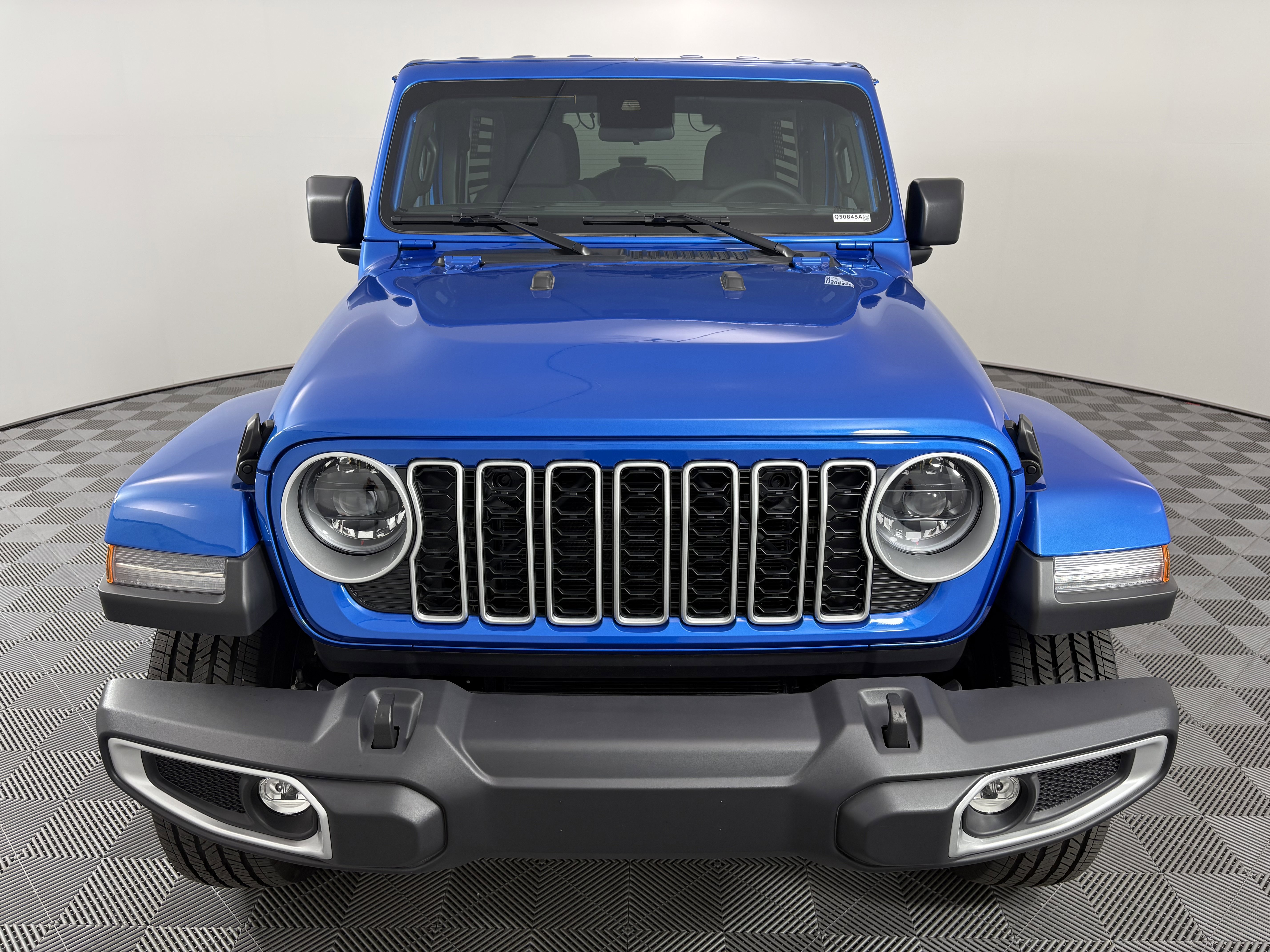 Certified 2025 Jeep Wrangler Unlimited Sahara AWD/4WD image 8