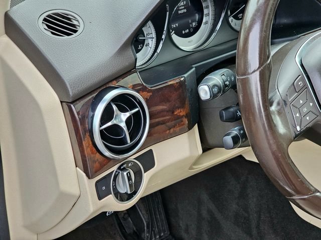 Used 2015 Mercedes-Benz GLK 350 4MATIC image 16