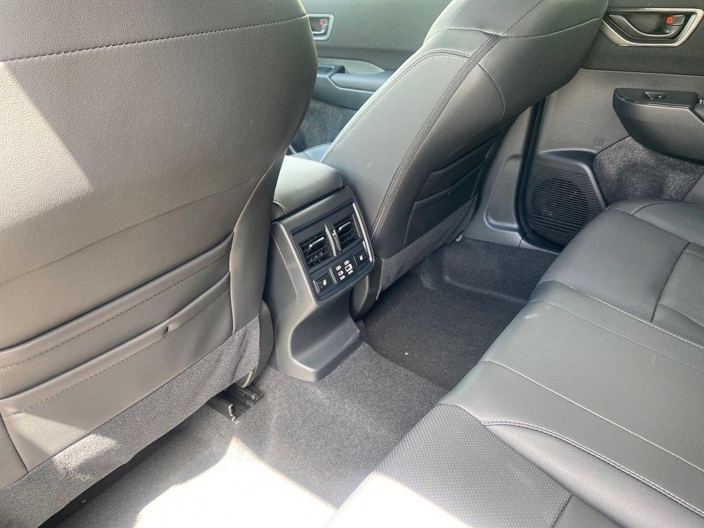 New 2026 Subaru Outback Limited AWD/4WD image 13