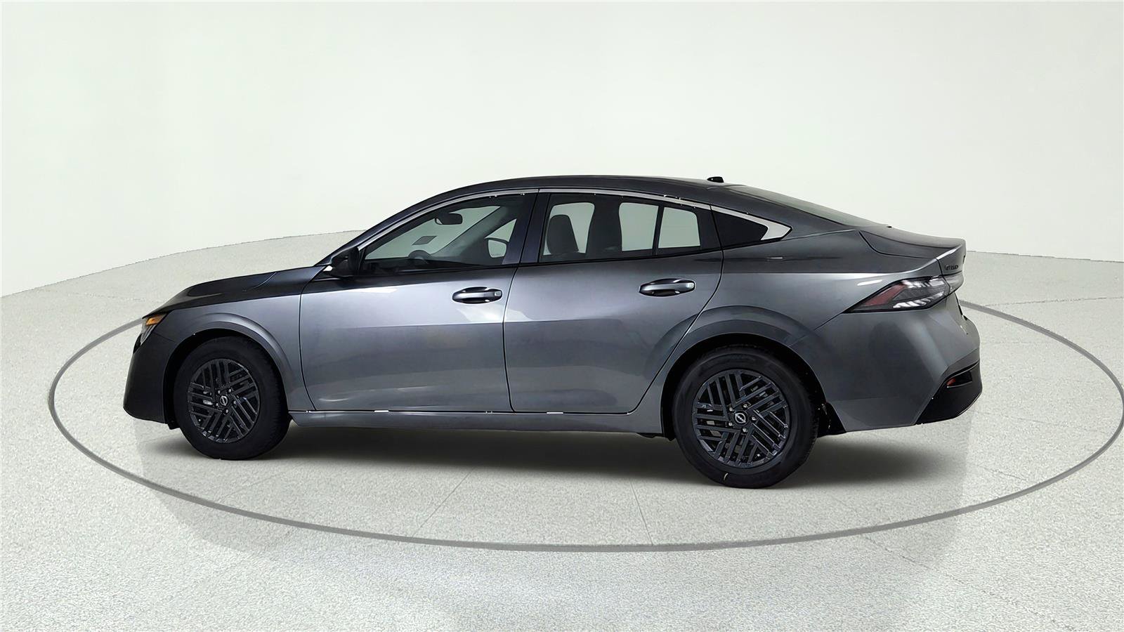 Used 2026 Nissan Sentra SV w/ Floor Mat Package FWD image 4