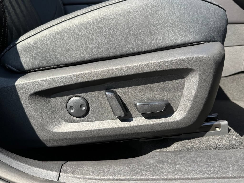 New 2026 Mitsubishi Outlander SEL AWD/4WD image 18