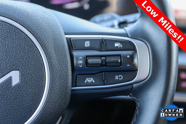 Used 2024 Kia Sportage EX image 28