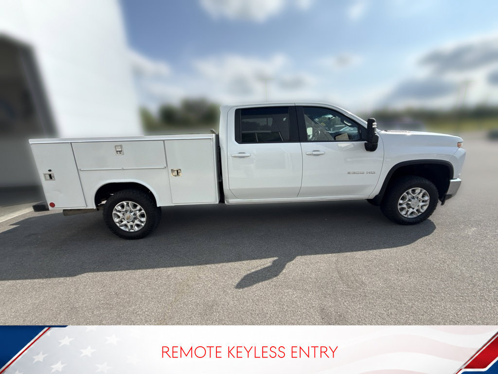 Used 2022 Chevrolet Silverado 2500 LT w/ Convenience Package AWD/4WD image 4