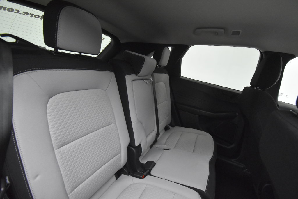 Used 2024 Ford Escape Active w/ Cold Weather Package FWD image 18