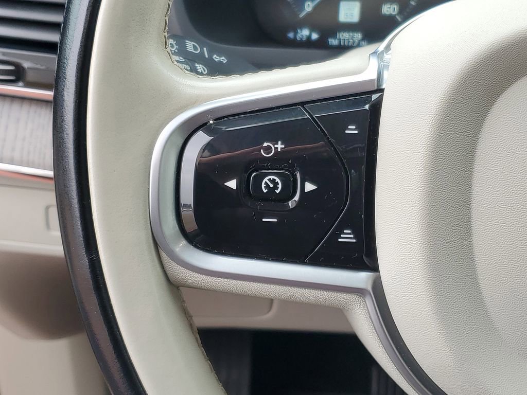 Used 2022 Volvo XC90 T6 Inscription w/ Advanced Package image 17