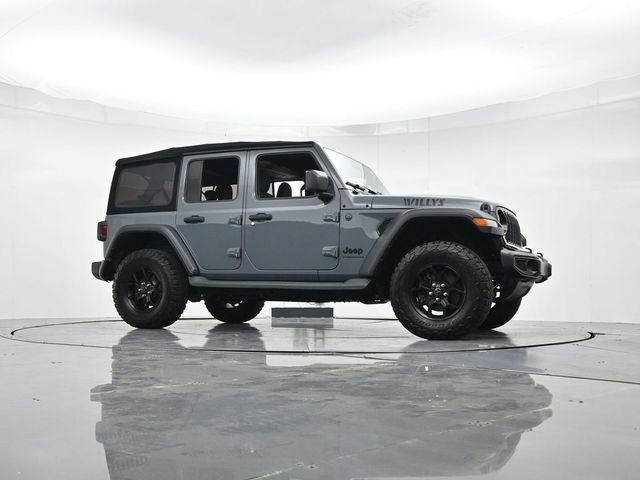 Used 2024 Jeep Wrangler Willys image 35