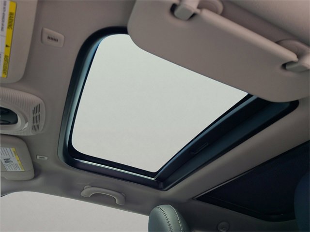 Used 2024 MINI Cooper SE image 19