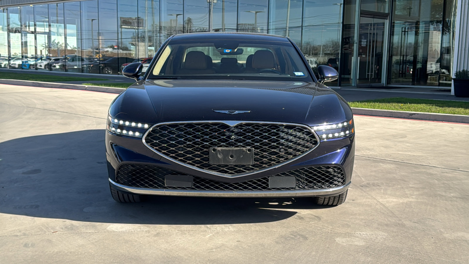 Used 2023 Genesis G90 3.5T image 2
