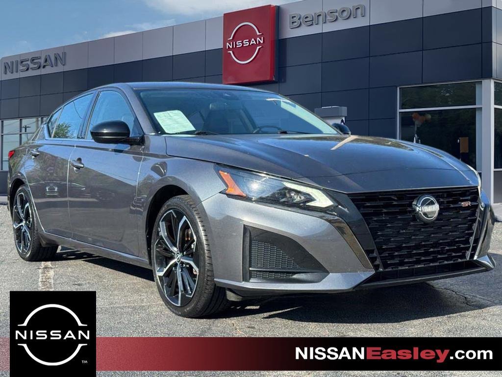 Used 2023 Nissan Altima 2.5 SR
