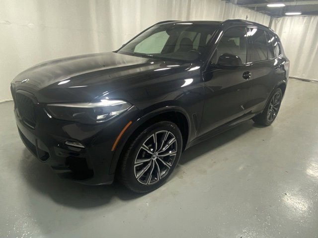 Used 2021 BMW X5 xDrive40i w/ M Sport Package image 1