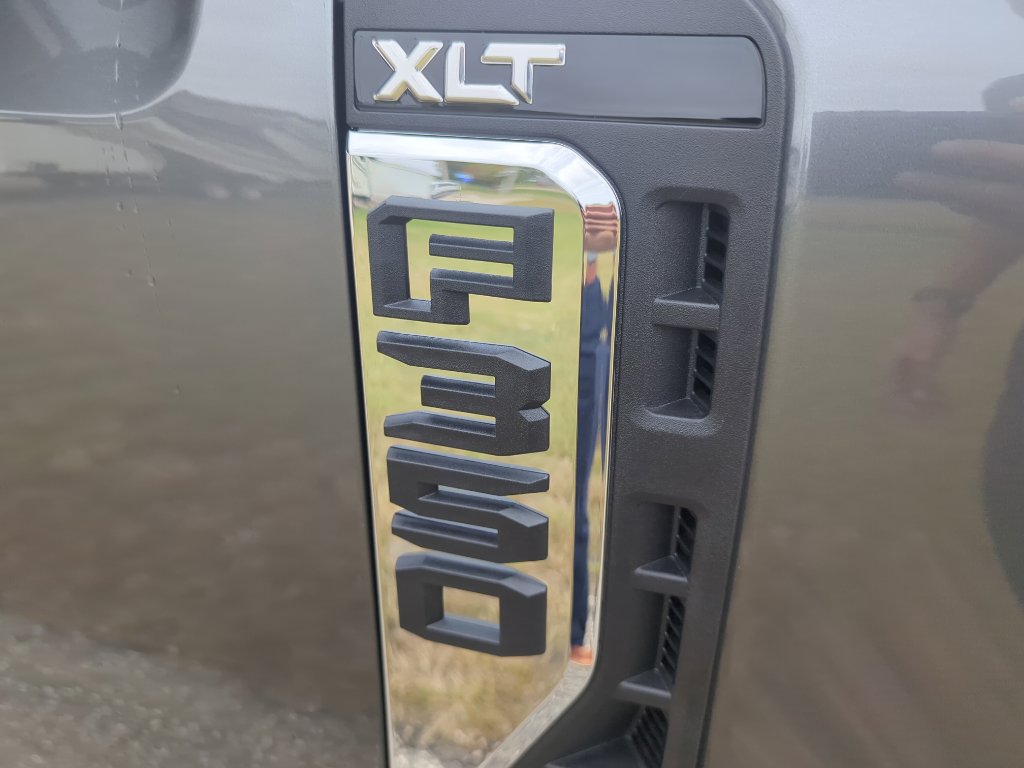 New 2026 Ford F350 XLT image 9