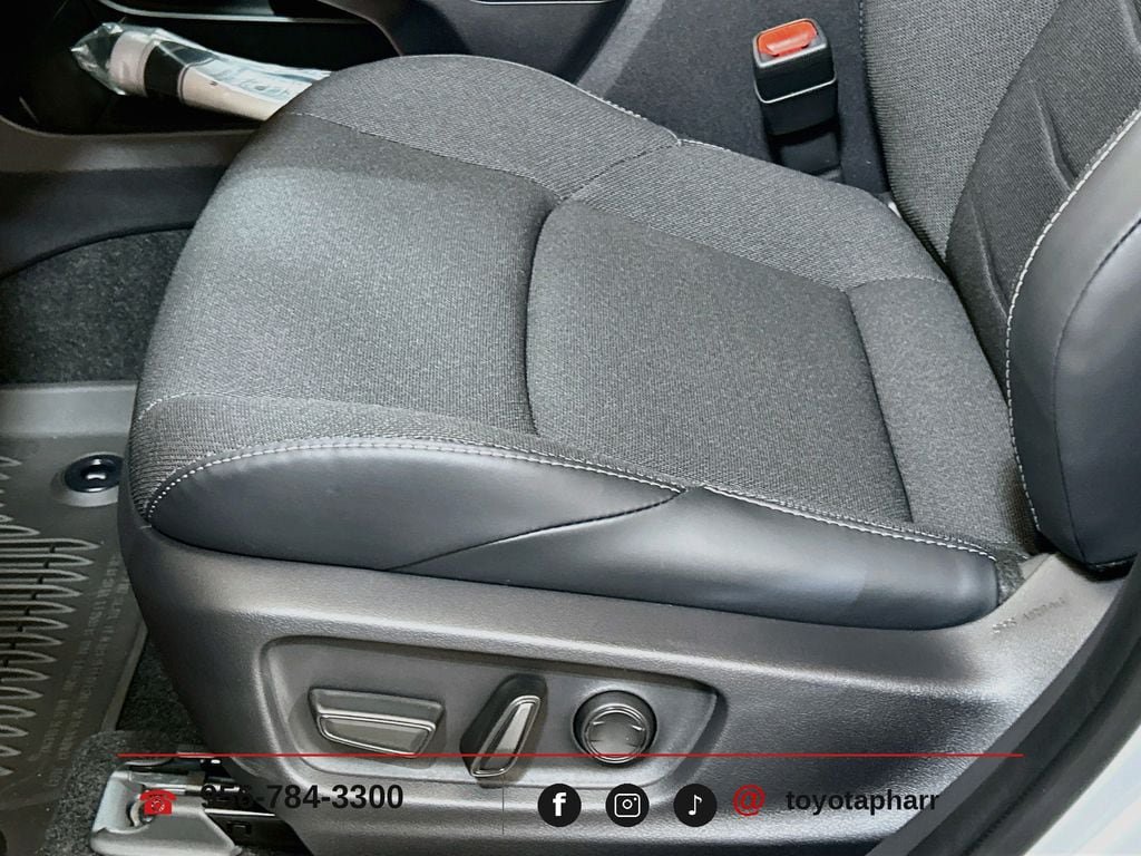 New 2026 Toyota C-HR AWD/4WD image 17