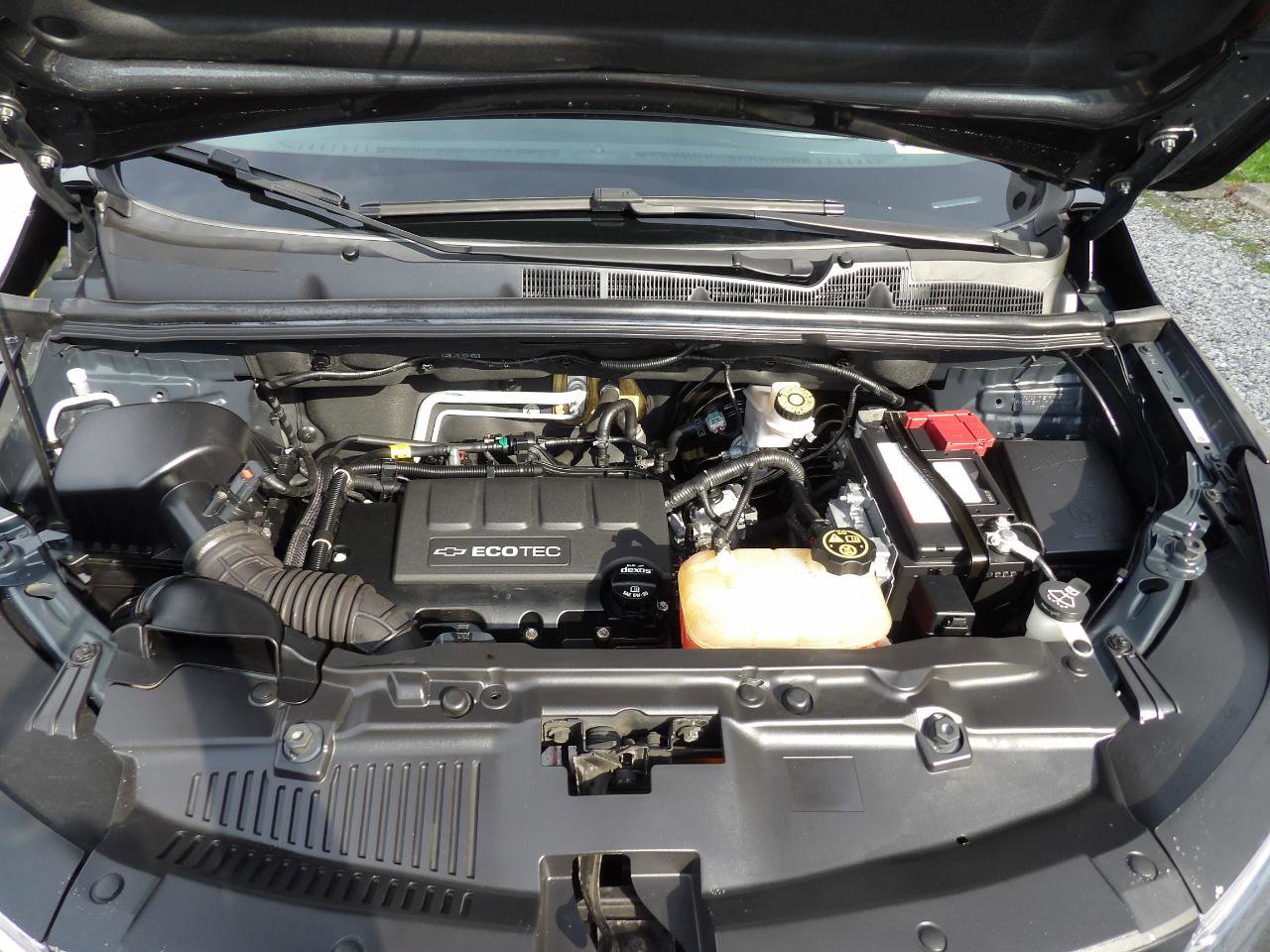 Used 2018 Chevrolet Trax LT w/ LT Convenience Package FWD image 21