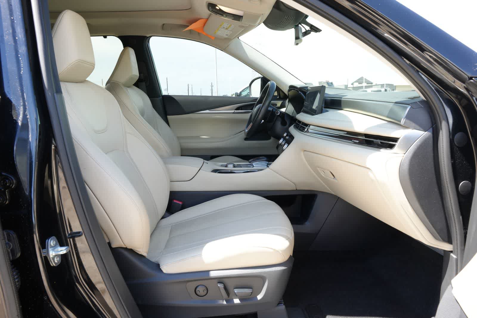 Certified 2024 INFINITI QX60 Luxe FWD image 23