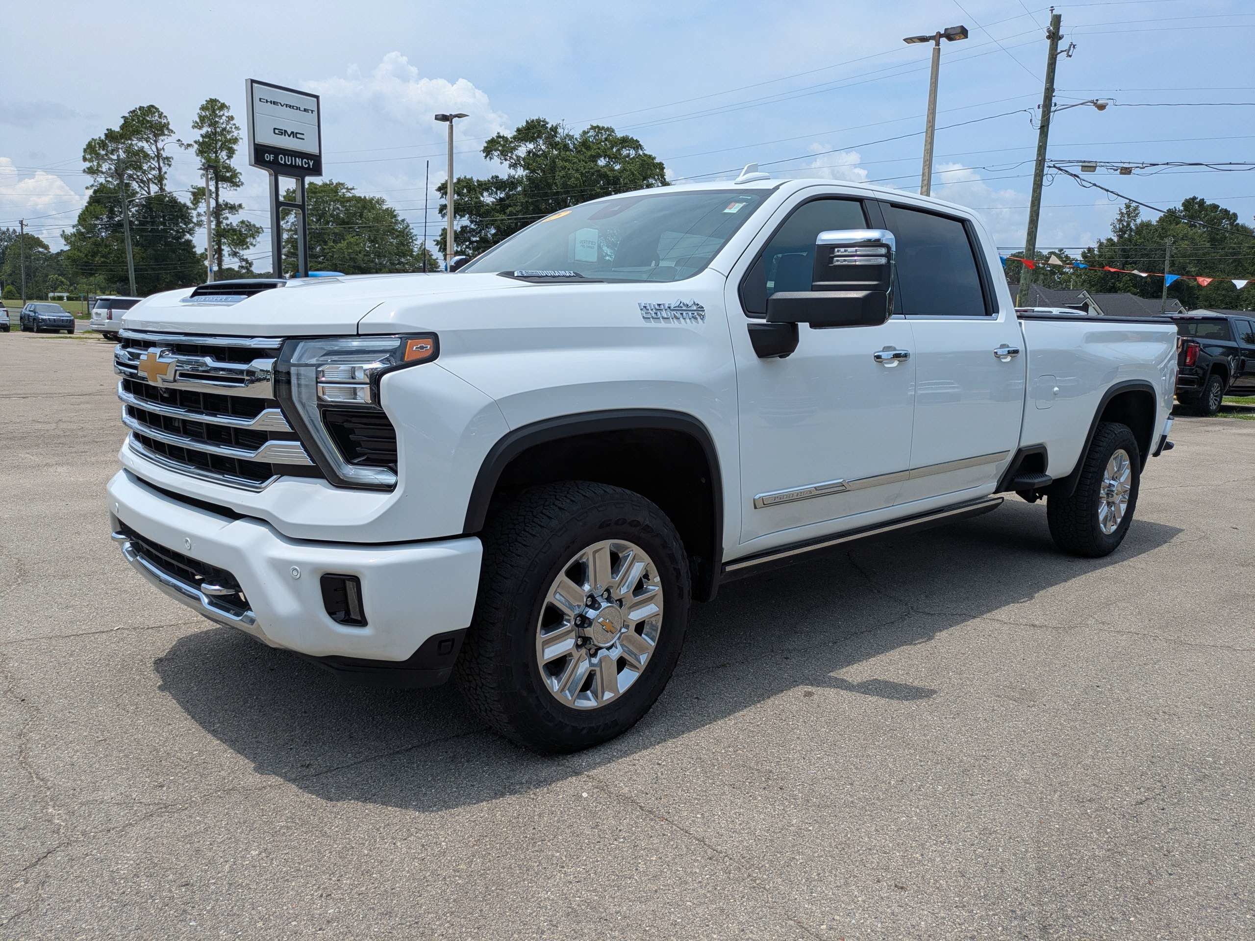 Used 2025 Chevrolet Silverado 3500 High Country w/ High Country Premium Package AWD/4WD image 8