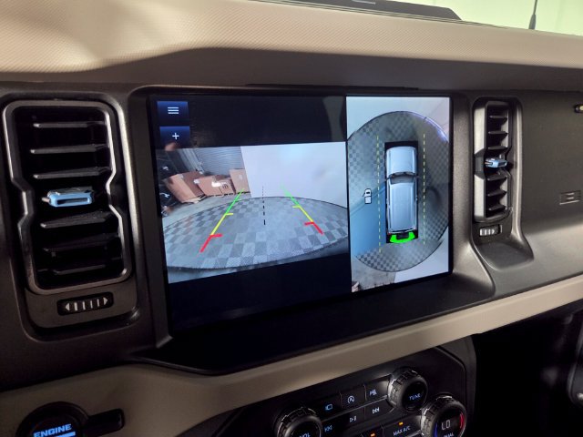 Used 2023 Ford Bronco Wildtrak AWD/4WD image 12