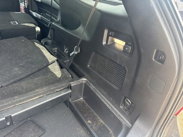 Used 2021 Ford Explorer XLT RWD image 31